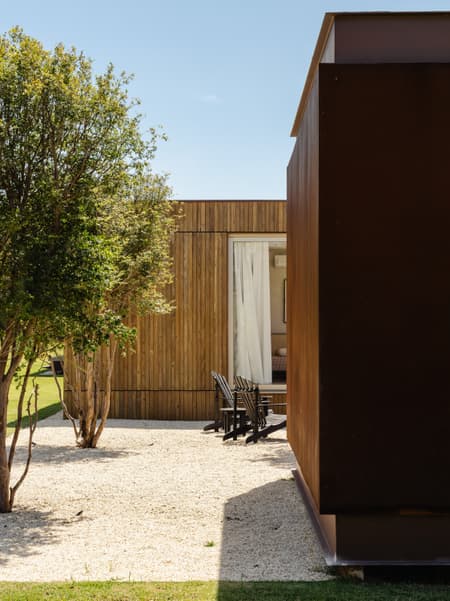 THEMIS HOUSE